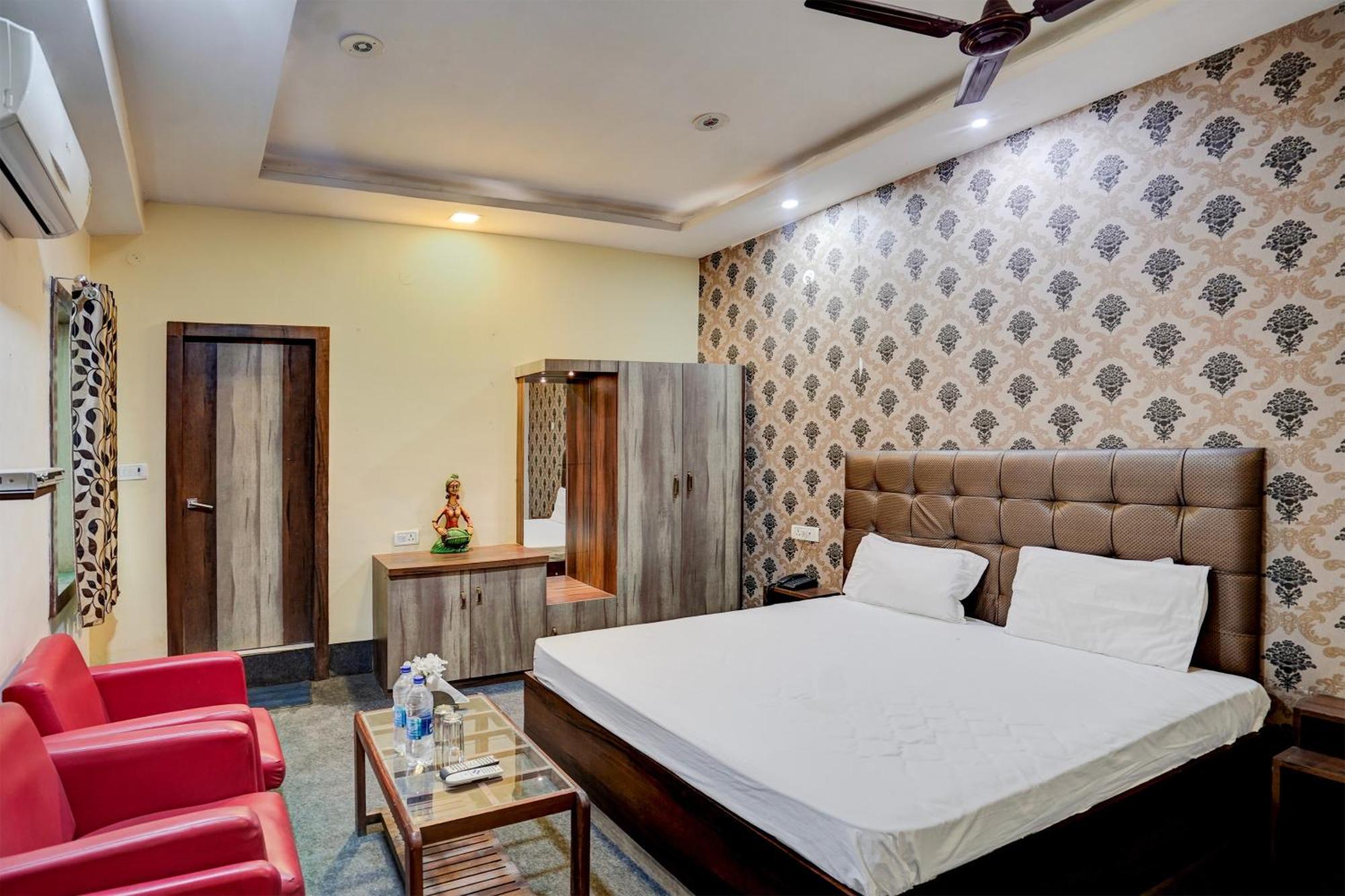 Hotel O Shyam Utsav Mirzāpur Εξωτερικό φωτογραφία