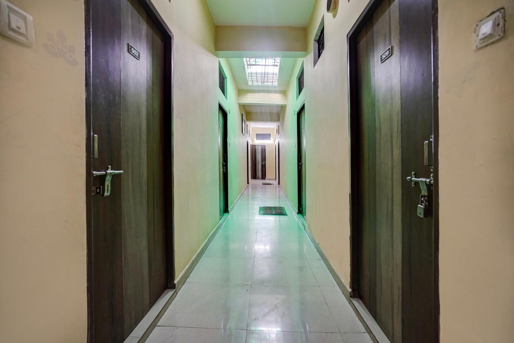 Hotel O Shyam Utsav Mirzāpur Εξωτερικό φωτογραφία