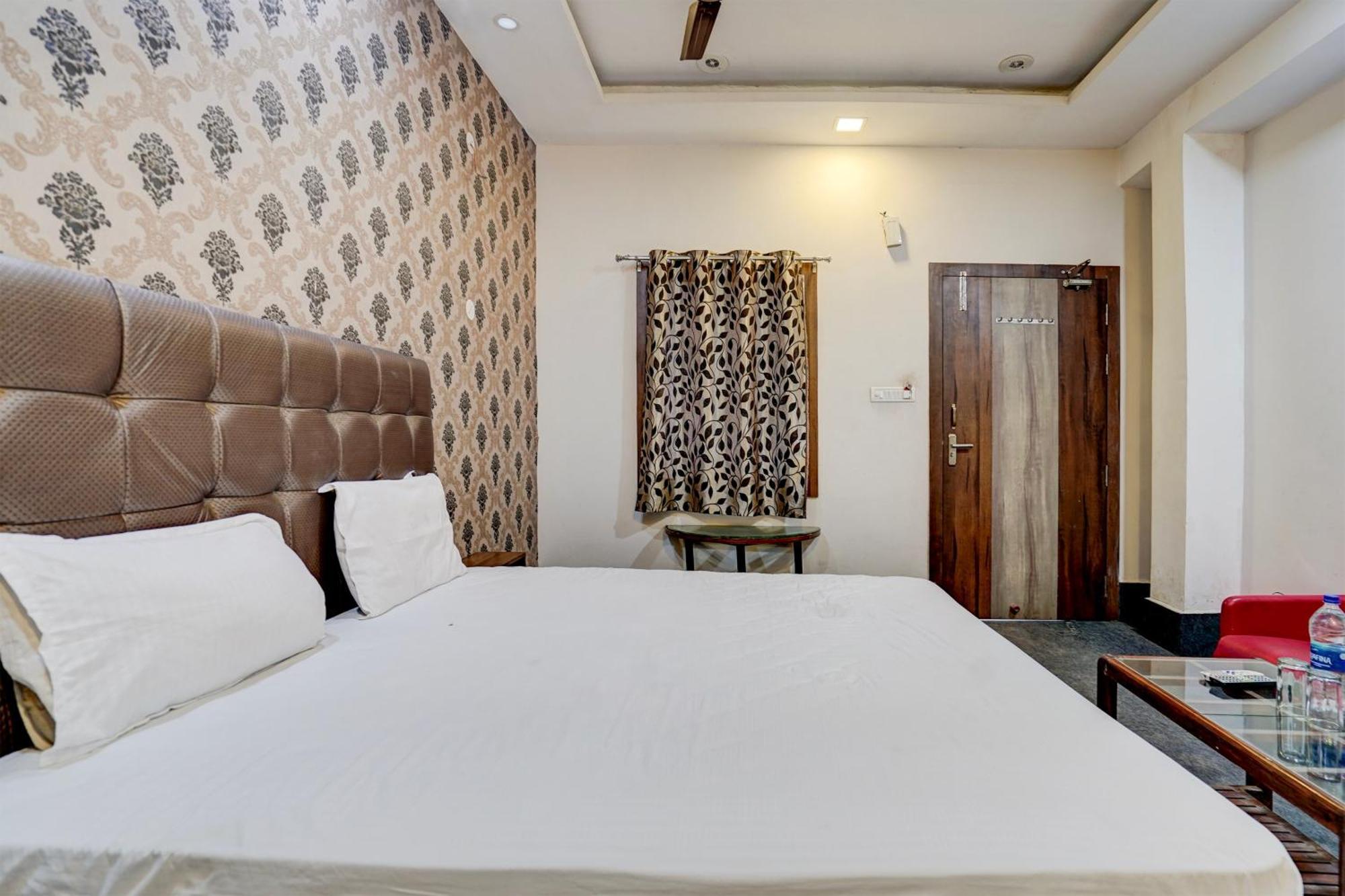 Hotel O Shyam Utsav Mirzāpur Εξωτερικό φωτογραφία